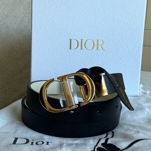 Authentic NEW Christian Dior 30 Montaigne Reversible Belt